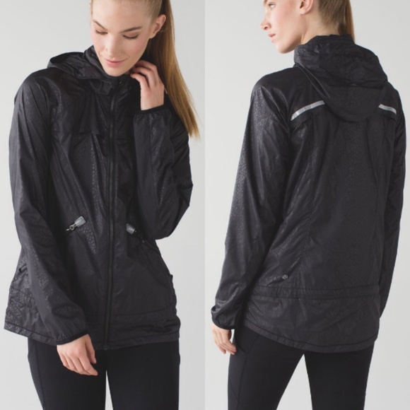 LULULEMON Packable Black Miss Misty Jacket II Size 8 - Picture 1 of 13